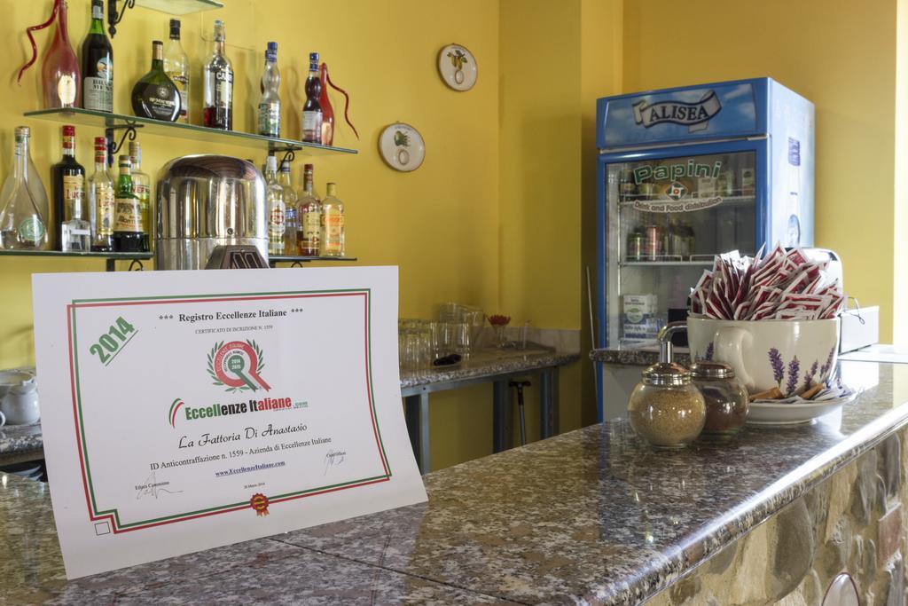 Contignano Country House La Fattoria Bellandi מראה חיצוני תמונה