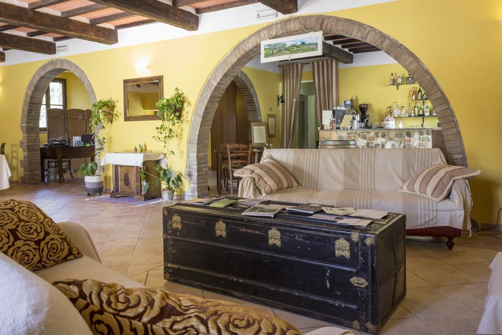 Contignano Country House La Fattoria Bellandi מראה חיצוני תמונה