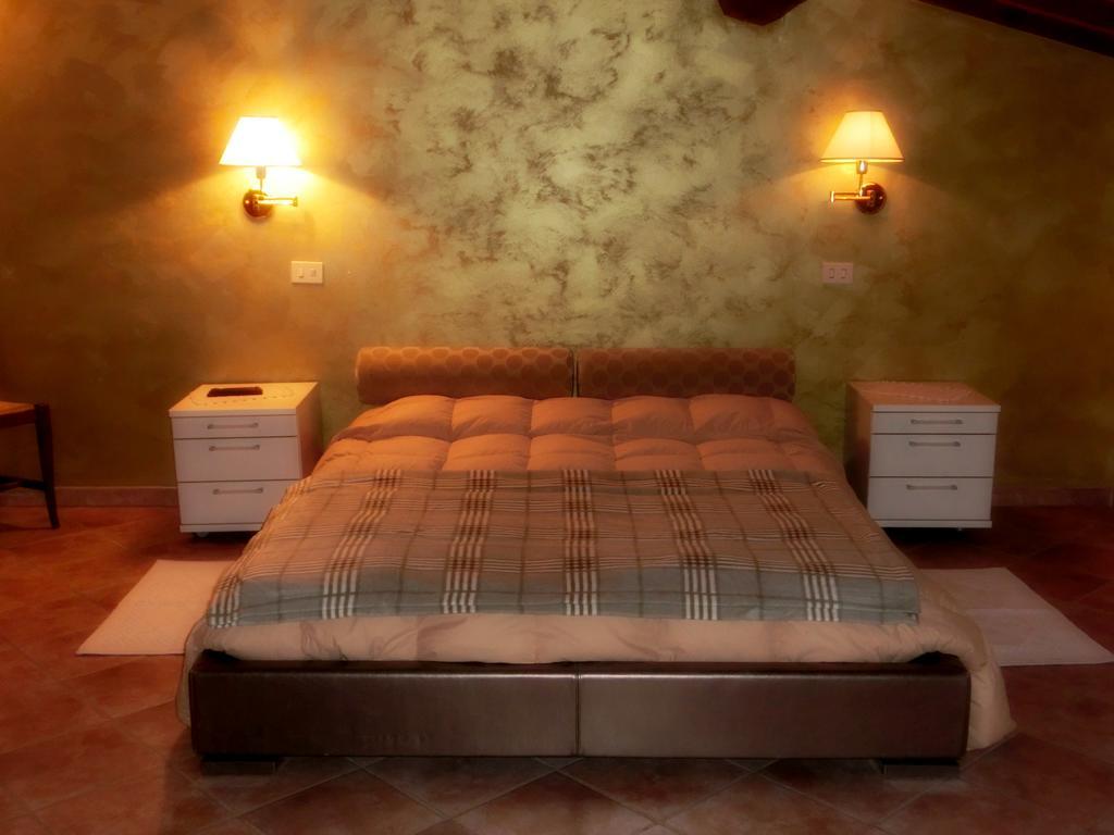 Contignano Country House La Fattoria Bellandi מראה חיצוני תמונה